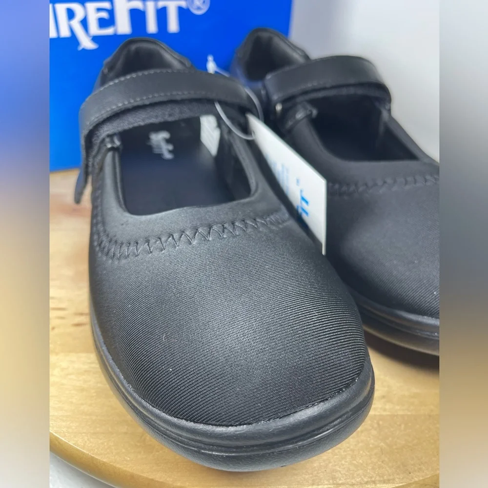🆕 SureFit NIB ladies comfort walking shoes Mary Jane’s black size 9M Sydney S636